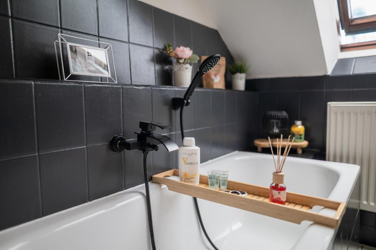 Style Apartment I Klimaanlage I Wlan I Kueche I Smart-Tv Magdeburg Bagian luar foto